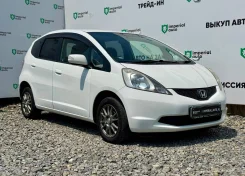 Honda Fit. �������, ��������, 1.3 (100��.�.), ������, 174 000����. �� ����