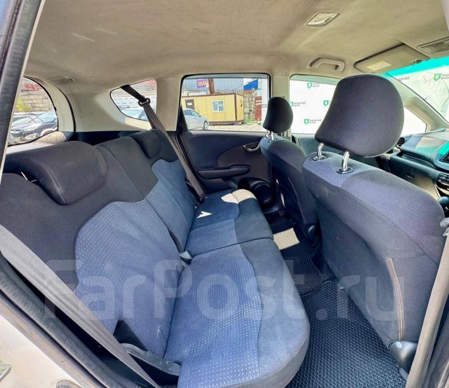 Honda Fit. �������, ��������, 1.3 (100��.�.), ������, 174 000����. �� ����