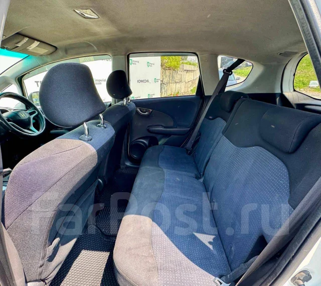 Honda Fit. �������, ��������, 1.3 (100��.�.), ������, 174 000����. �� ����