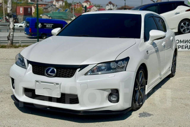 Lexus CT200h. �������, ��������, 1.8 (99��.�.), ������, 180 000����. �� ����