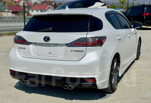 Lexus CT200h. �������, ��������, 1.8 (99��.�.), ������, 180 000����. �� ����