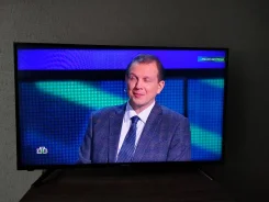 Hisense. LCD (��) ����