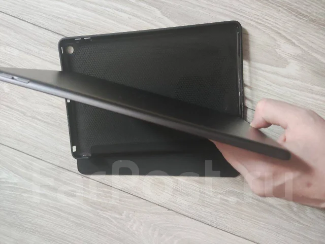 Apple iPad 9. 10.3 ������, ������ 64 �� ����