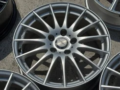 Hot Stuff Cross Speed Cyber-15. 7.0x17", 5x114.3, ET48, �� 73,1���. ����