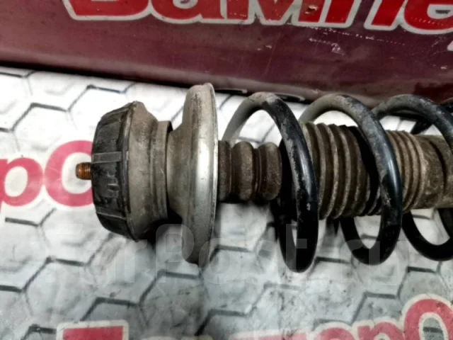 ����������� Renault Duster, ������ 562107769R ����