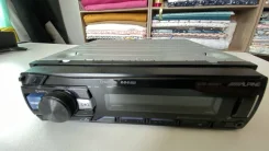Alpine UTE-200BT ����