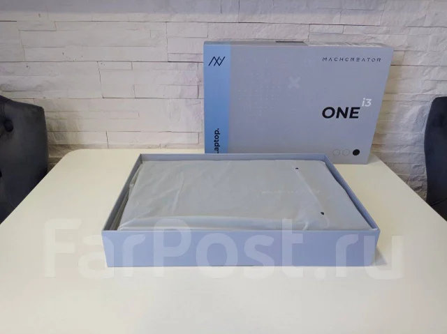Machcreator One i3. ��� 8 ��, ���� 256���, WiFi: 1, Bluetooth: 1, ����������� �� 3��. ����