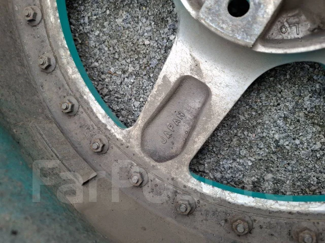 Dunlop. 8.0x17", 5x114.3, ET49 ����