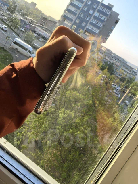 Huawei. �/�, 256 ��, �����, 3G, 4G LTE, NFC ����