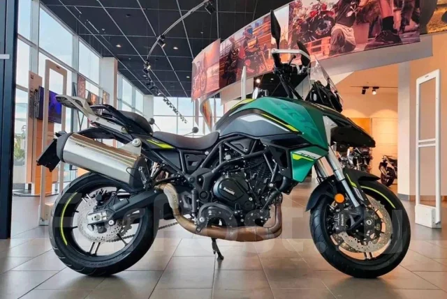 Benelli TRK 702. 698����. ��., ��������, ���������, ��� �������. ��� ����� �� ������������ ����
