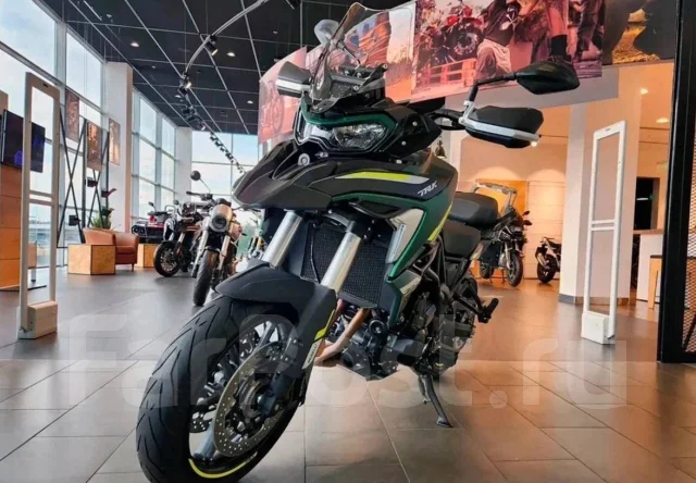 Benelli TRK 702. 698����. ��., ��������, ���������, ��� �������. ��� ����� �� ������������ ����