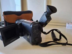 Hitachi ����