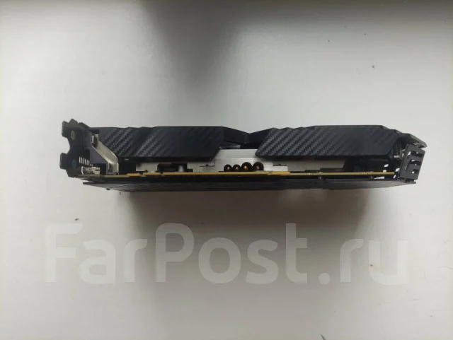 Radeon RX 580 ����