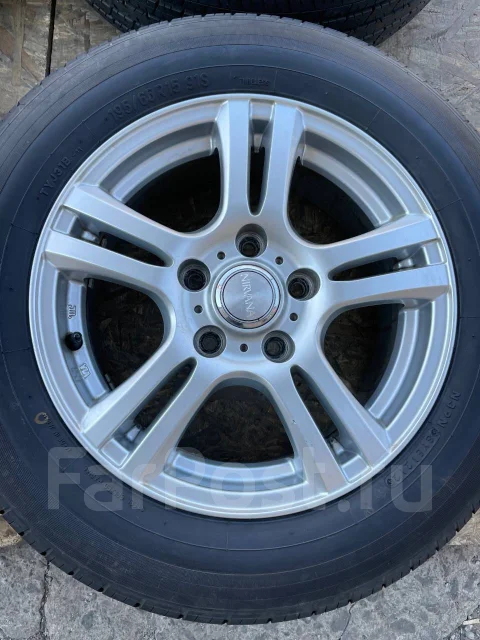 Velox Nirvana. 6.0x15", 5x114.3, ET43 ����
