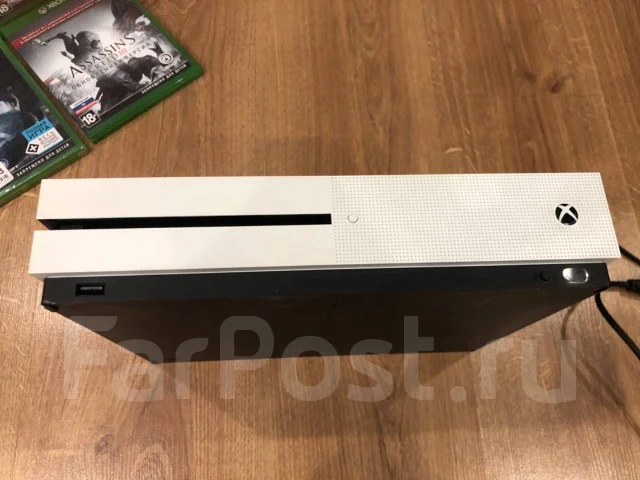 Microsoft Xbox One S ����
