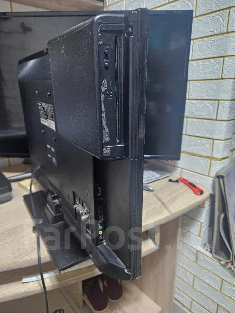 Toshiba. LED ����