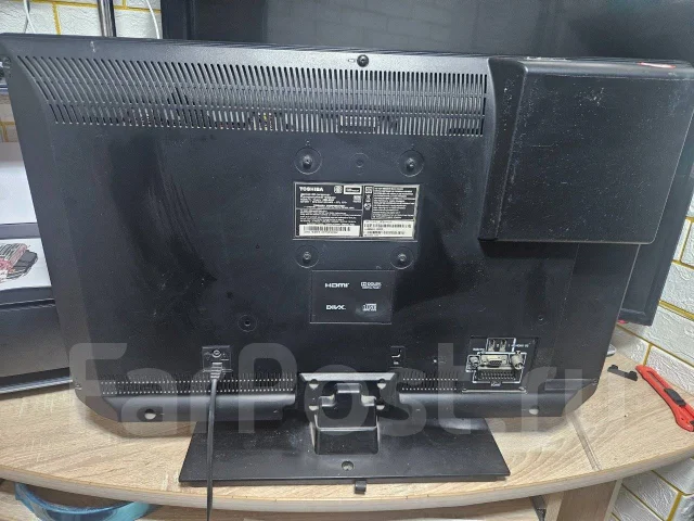 Toshiba. LED ����