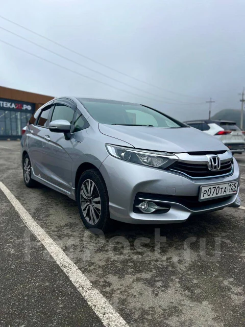 Honda Shuttle. �������, ��������, 1.0 (132��.�.), ������, 143 000����. �� ����