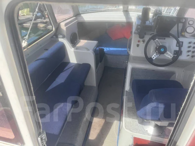 Nissan. 1989 ���, ����� 7,1��., ��������� ������������, 130��.�., ������ ����