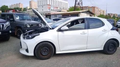 Toyota Yaris. ��������, ��������, 1.0 (80��.�.), ������, 114 000����. ��, �/� ����