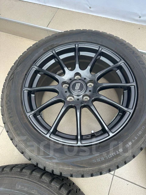 Lyzer. 7.0x17", 5x114.3, ET53 ����