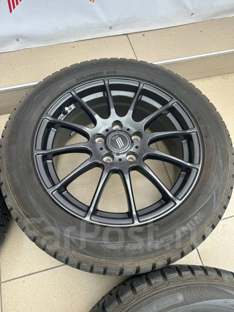 Lyzer. 7.0x17", 5x114.3, ET53 ����