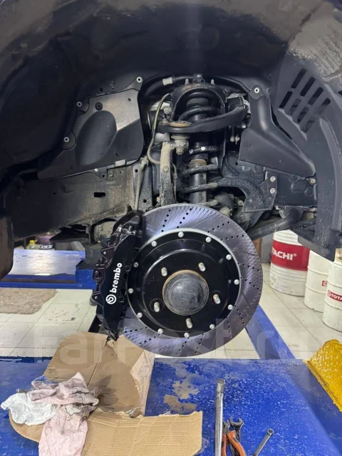 ��������� ������� Brembo 8,4 LX 570, LC 200 ���������, ������!