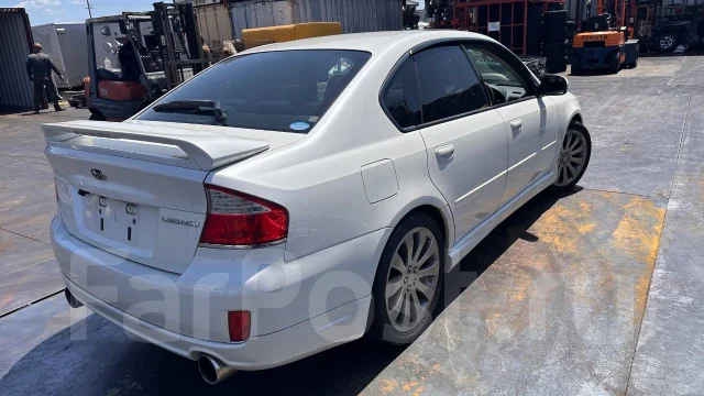 Subaru Legacy B4 ����