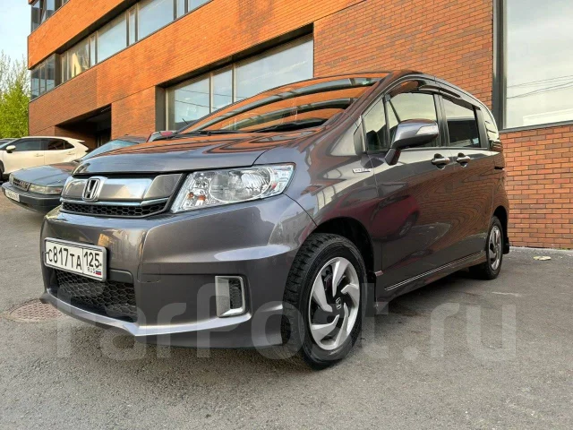 Honda Freed Spike. �������, ��������, 1.5 (88��.�.), ������, 132 000����. �� ����