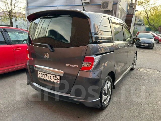Honda Freed Spike. �������, ��������, 1.5 (88��.�.), ������, 132 000����. �� ����