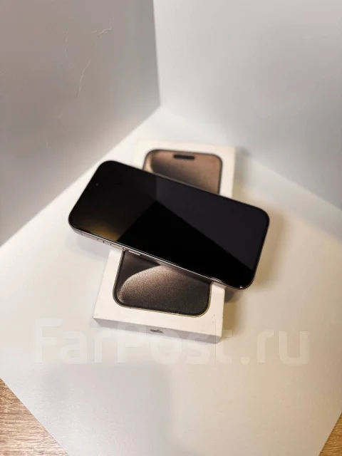 Apple iPhone 15 Pro. �/�, 128 ��, 4G LTE, NFC ����