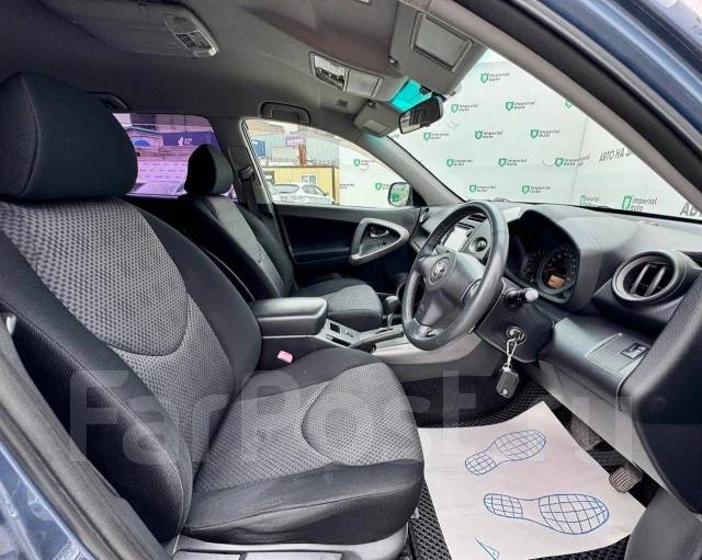 Toyota RAV4. �������, 4wd, 2.4 (170��.�.), ������, 239 000����. �� ����