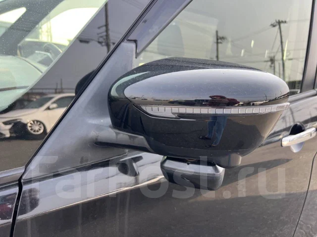 Nissan Serena. HC27, HR12DE ����