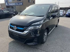 Nissan Serena. HC27, HR12DE ����