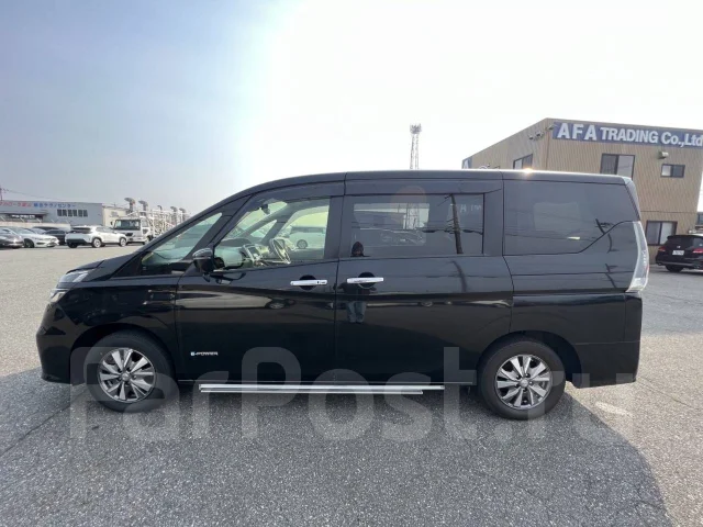 Nissan Serena. HC27, HR12DE ����