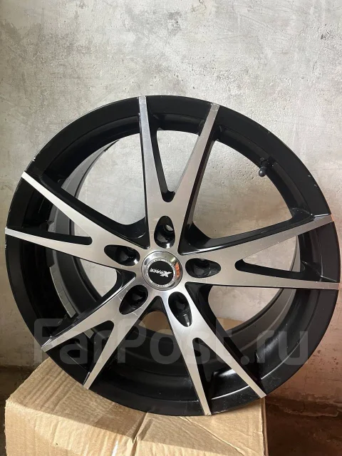 X-Race AF-11. x17", 5x114.3 ����
