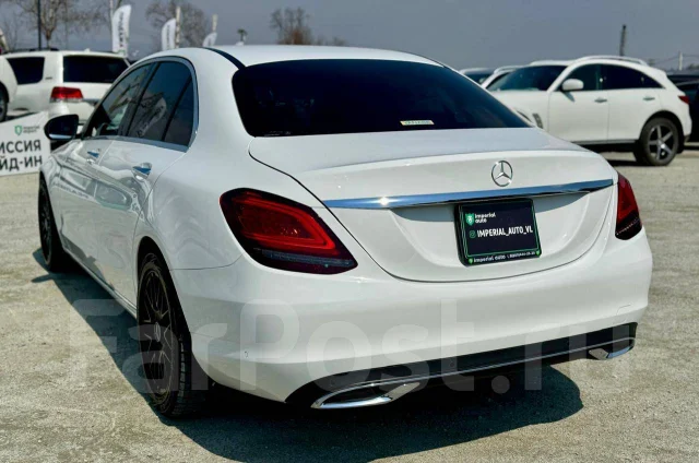 Mercedes-Benz C-Class. �������, ������, 1.6 (156��.�.), ������, 75 000����. �� ����