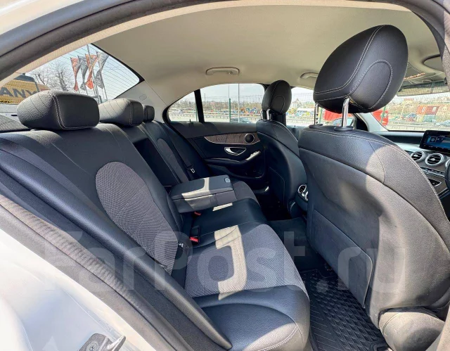 Mercedes-Benz C-Class. �������, ������, 1.6 (156��.�.), ������, 75 000����. �� ����