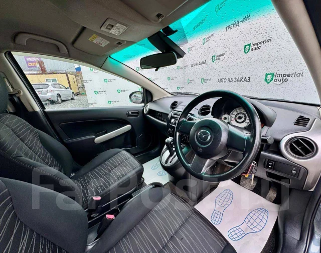 Mazda Demio. �������, ��������, 1.3 (91��.�.), ������, 189 000����. �� ����