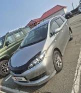 Toyota Wish. ��������, 4wd, 1.8 (144��.�.), ������, 180����. �� ����