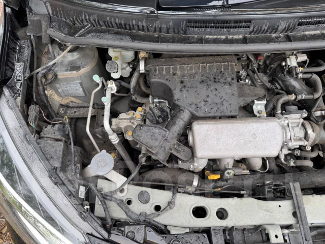 Nissan Note. E12 ����
