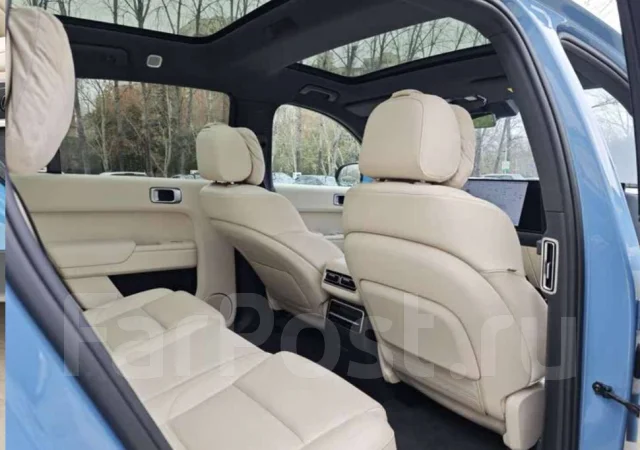 Li L7. �������, 4wd, 1.5 (154��.�.), ������, 1 700����. ��, �/�. ��� ����� �� ������������ ����