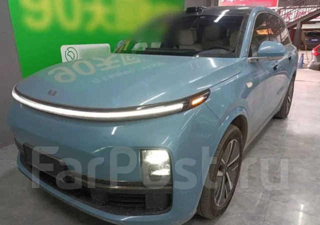 Li L8. �������, 4wd, 1.5 (154��.�.), ������, 820����. ��, �/�. ��� ����� �� ������������ ����