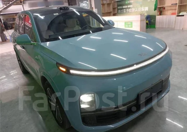 Li L8. �������, 4wd, 1.5 (154��.�.), ������, 820����. ��, �/�. ��� ����� �� ������������ ����