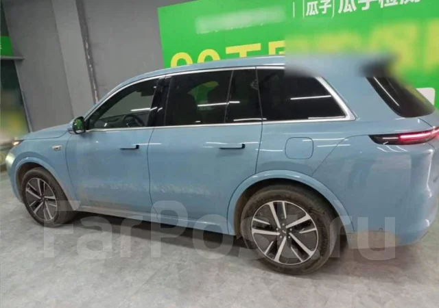 Li L8. �������, 4wd, 1.5 (154��.�.), ������, 820����. ��, �/�. ��� ����� �� ������������ ����