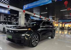 Li L8. �������, 4wd, 1.5 (154��.�.), ������, 6 000����. ��, �/�. ��� ����� �� ������������ ����