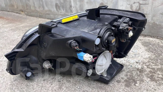���� Toyota Noah 28-151 ����