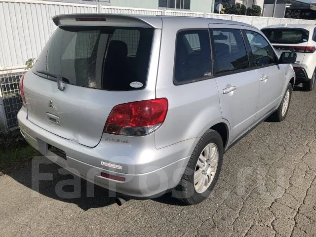 Mitsubishi Airtrek ����