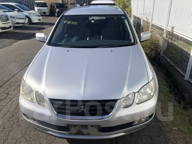 Mitsubishi Airtrek ����