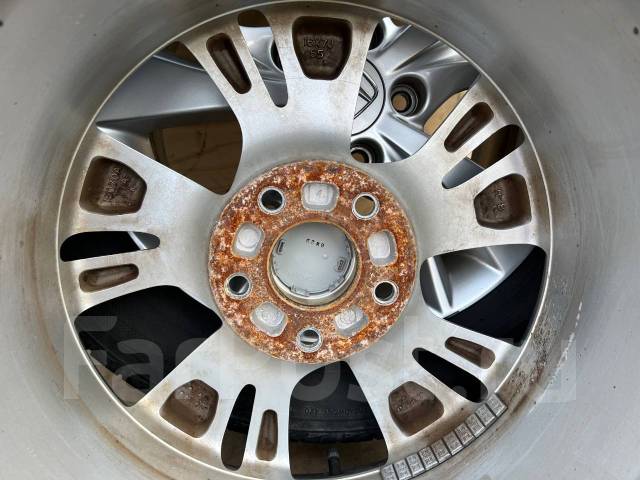 Honda. 7.0x16", 5x114.3, ET55,  64,1. 